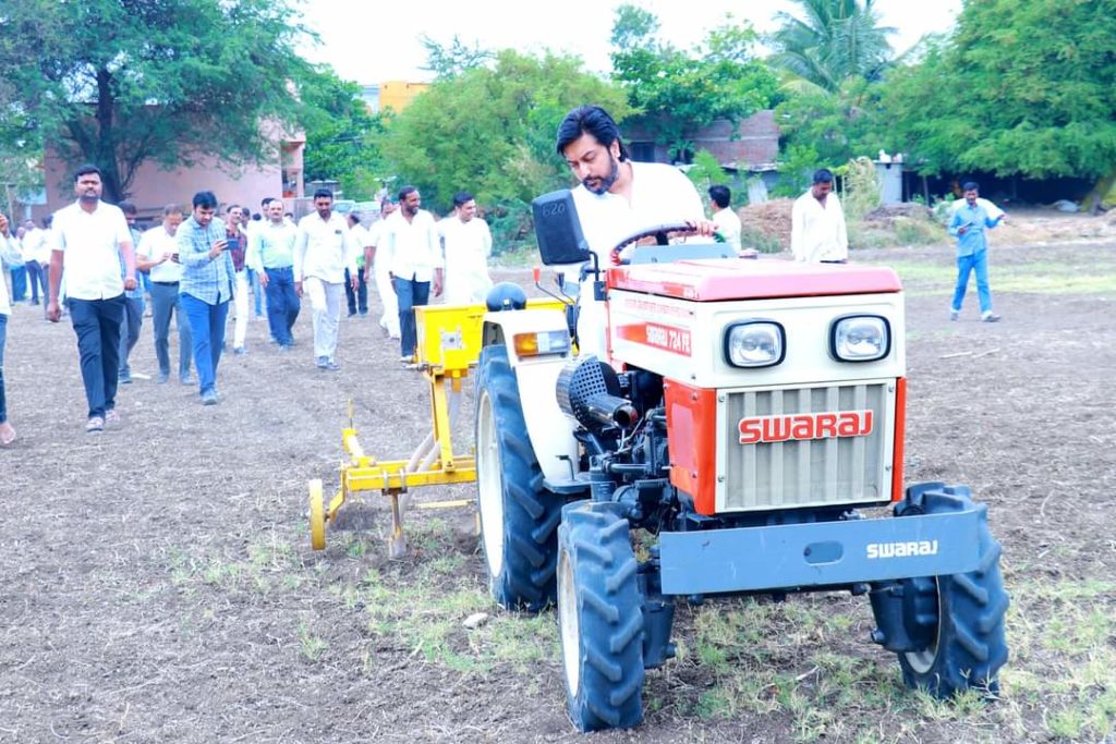 अधिकाधिक उत्पादनासाठी आधुनिक तंत्रज्ञानाचा अवलंब करावा - आ.धिरज देशमुख