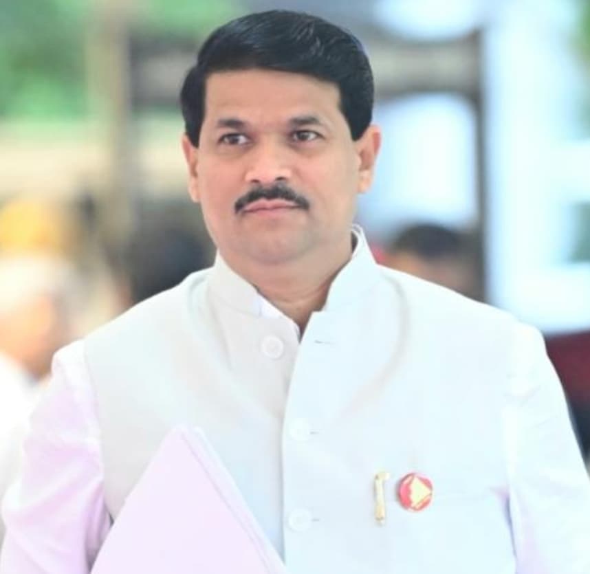 आ.ज्ञानेश्वर म्हात्रे सर यांचा शिक्षक हद्यसम्राट पुरस्काराने होणार विशेष गौरव 

ईगल फौंडेशनच्या वर्धापन दिनानिमित्त पंढरपूर येथे १ नोव्हेंबर रोजी सोहळ्याचे आयोजन