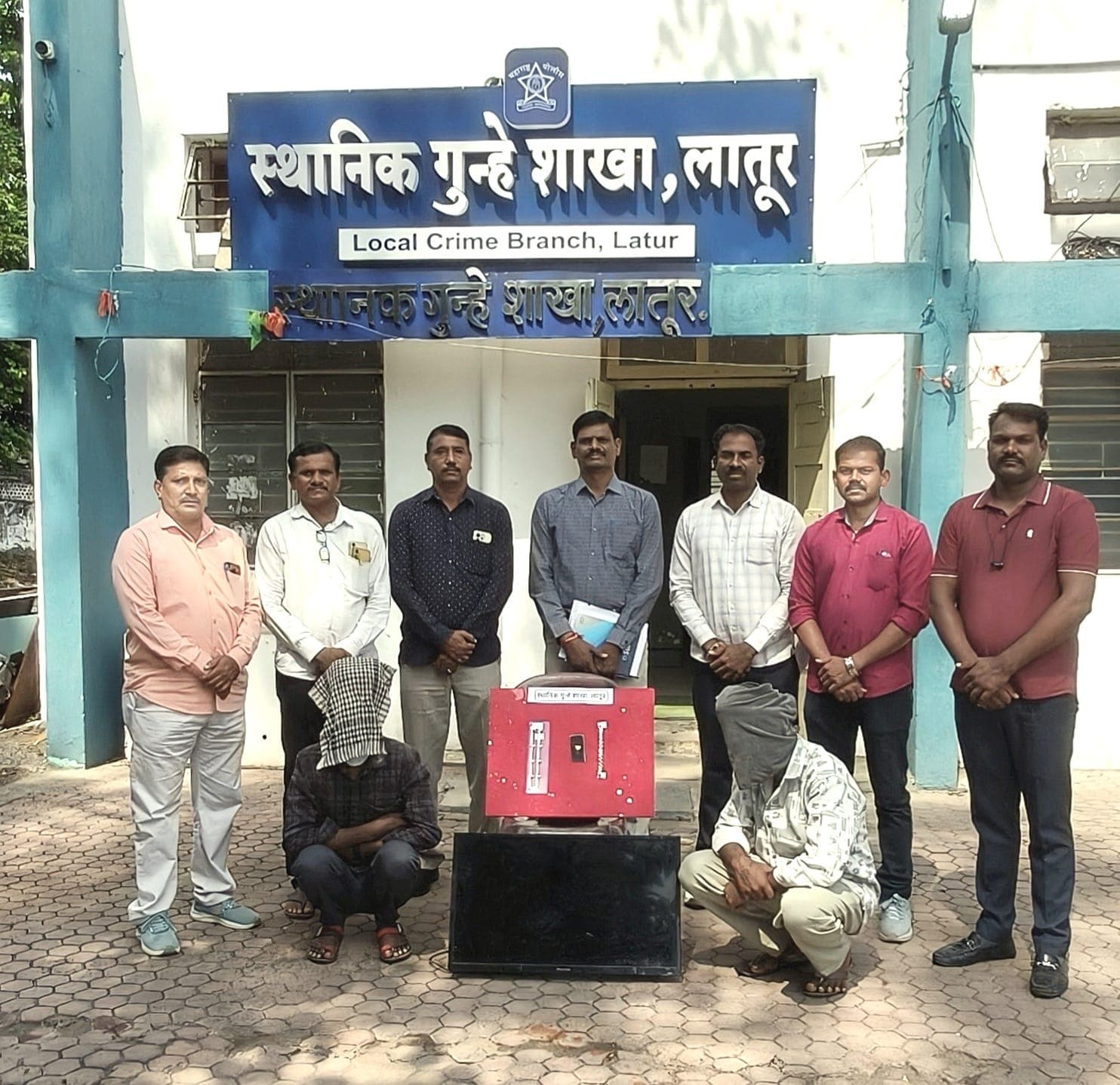 घरफोडीचा गुन्हा उघड; दोन आरोपी जेरबंद.२० हजार १६० रुपयांचा मुद्देमाल जप्त.