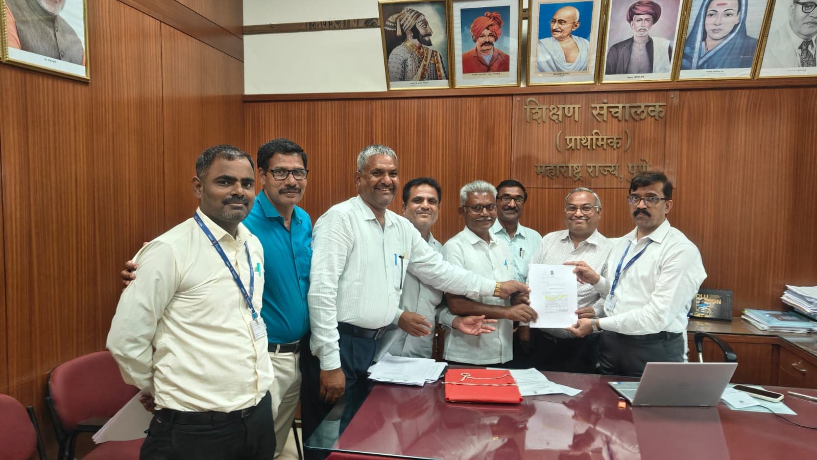 माध्यमिक शिक्षकांच्या पदोन्नती, बदली प्रश्नांवर शिक्षण आयुक्त व संचालकांशी सकारात्मक चर्चा