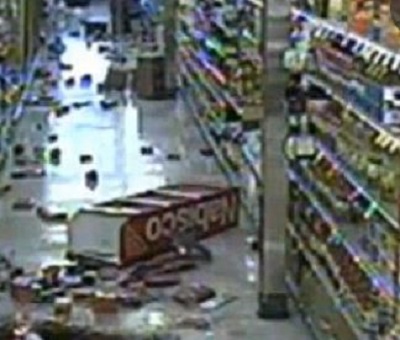 किराणा उधार न दिल्याने दुकानाची तोडफोड