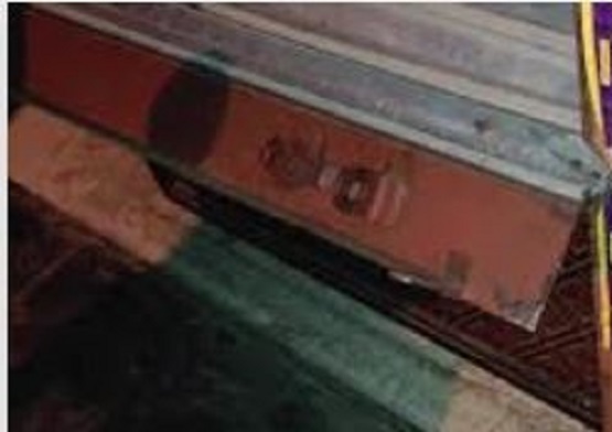 दुकानाचे शटर फोडून ९४ हजारांची चोरी