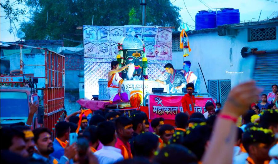 महाकाल प्रतिष्ठानच्या वतीने हजारो शिवभक्तांच्या उपस्थितीत लातुरात महाशिवरात्री पर्व उत्साहात
