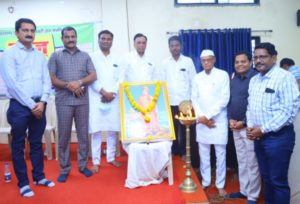 ढगेज् इंग्लिश अकॅडमी मध्ये पालक मेळावा व गुणवंत विद्यार्थ्यांचा सत्कार संपन्न