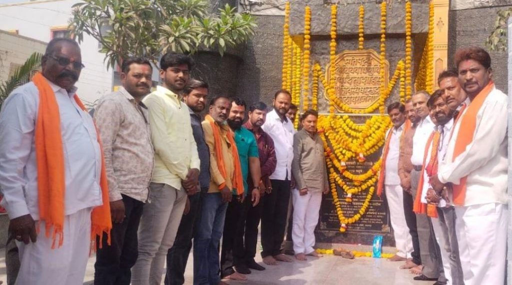 अहमदपूर येथे शिवसेनेच्या वतीने शिवजयंती उत्साहात साजरी