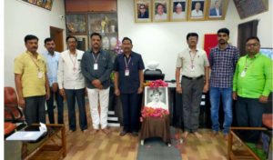 महात्मा फुले महाविद्यालयात शहिदांना अभिवादन