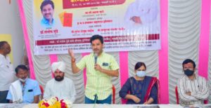 परळीत प्रथमच राशनकार्ड अपडेटचा उपक्रम