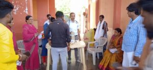 विषबाधा घटना प्रकरणी पालकमंत्री अमित देशमुख यांच्या सुचनेवरून जिल्हा प्रशासन व जिल्हा आरोग्य प्रशासनाकडून तातडीने कार्यवाही