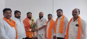 शिवसैनिकांनी निवडणुकांसाठी सज्ज राहावे - कांबळे