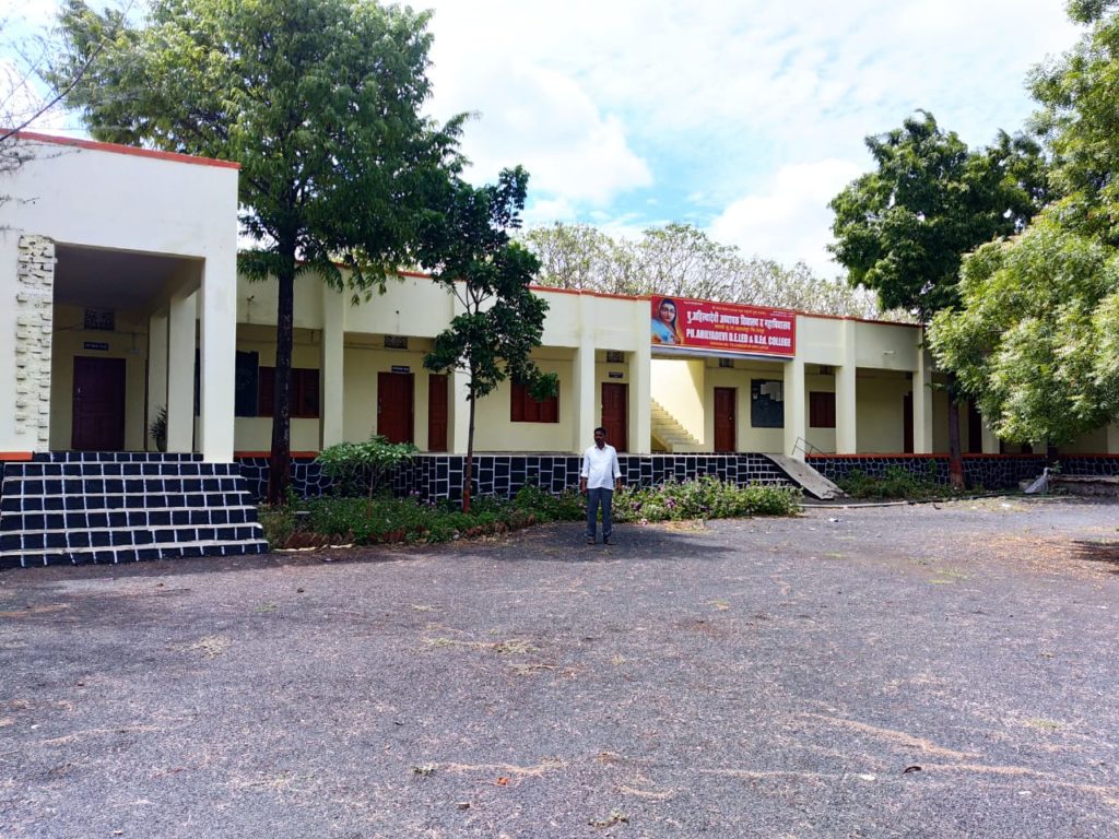 पु अहिल्यादेवी माध्यमिक विद्यालयाचे यश