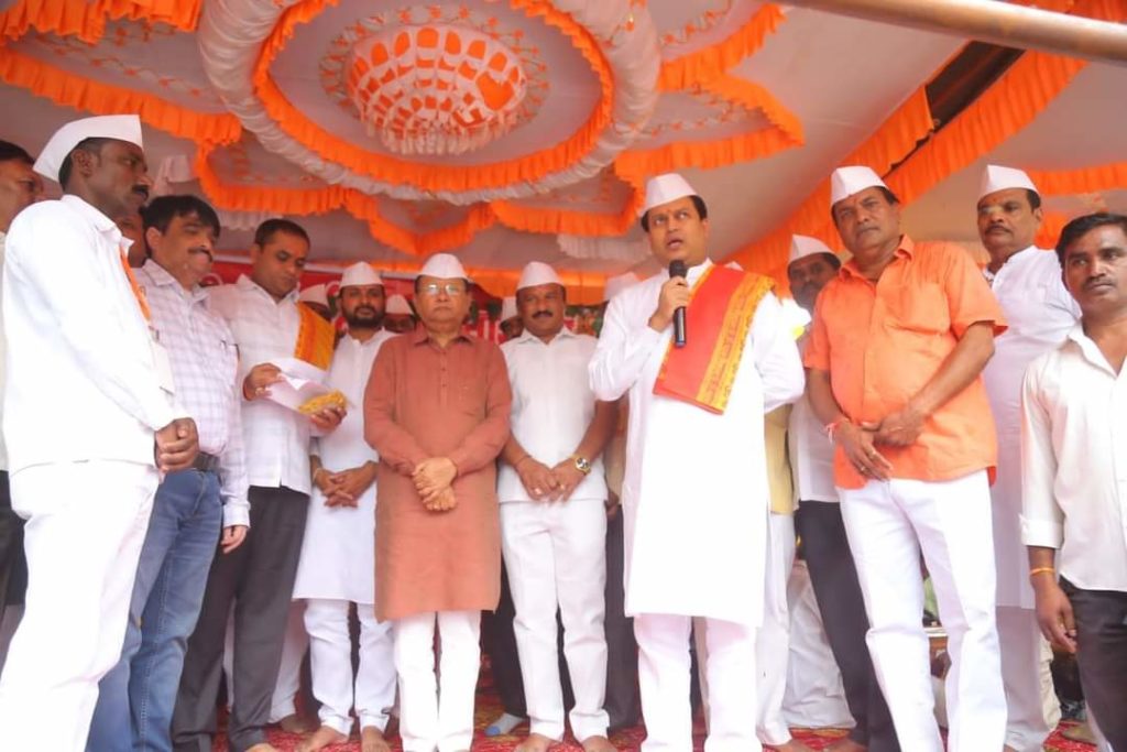 बाजार समितीच्या सार्वजनिक भंडारा उत्सव कार्यक्रमास माजी मंत्री आ.अमित देशमुख यांची उपस्थिती