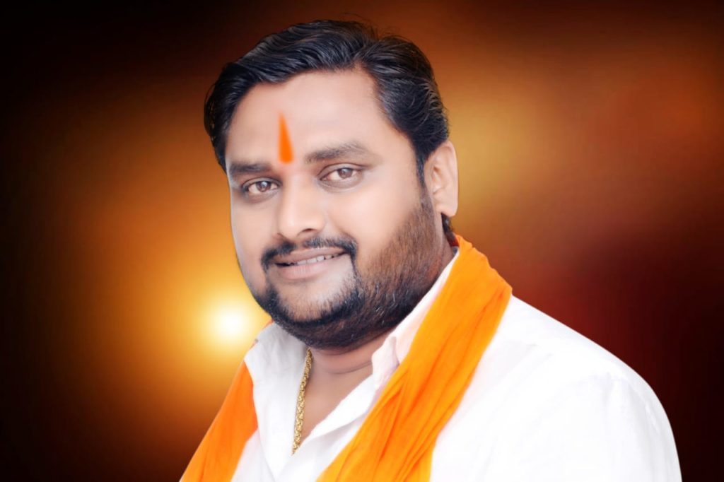 उदगीर शिवसेना उद्धव ठाकरे साहेब यांच्या सोबतच - टेंगेटोल