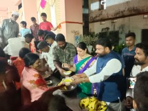 प्रभाग क्र.१८ मधील विठ्ठल नगर भागातील विठ्ठल-रुक्मिणी मंदिरात आषाढी एकादशी निमित्त महाआरती व महाप्रसाद