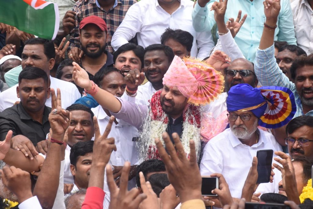 सत्ता सामान्य माणूस केंद्रबिंदू मानून सेवाभावाने करावी - आ.संजय बनसोडे