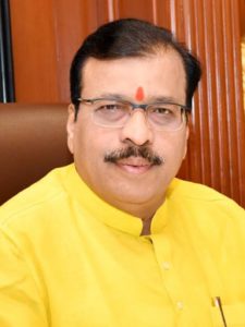 पेट्रोल डिझेलवरील व्हॅट कमी केल्याने राज्‍यातील सामान्य जनतेला दिलासा - भाजपा जिल्हाध्यक्ष आ. रमेशअप्‍पा कराड यांची प्रतिक्रिया