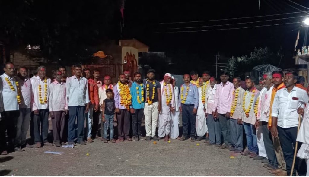 नागझरी येथे नागनाथ महाराज शेतकरी विकास पॅनलचा विजय