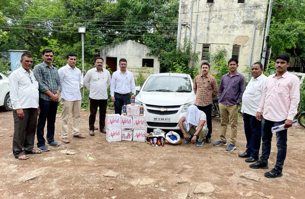 राज्य उत्पादन शुल्क विभागाची मोठी कारवाई; ३,४२,४०० रुपयांचा अवैध मुद्देमाल जप्त