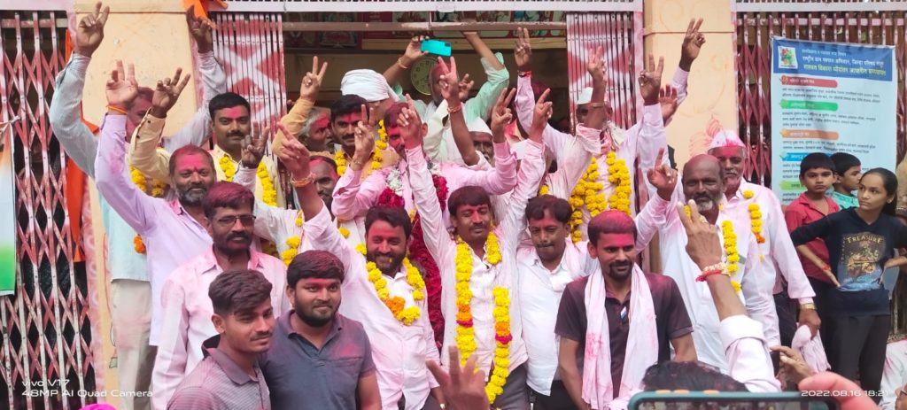 सुनेगाव, शेंद्री शेनी आनंदवाडी वि.का.से. सोसायटीवर सरपंच सौ उषा गोपिनाथ जायभाये यांचे निर्विवाद वर्चस्व