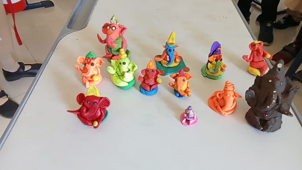 समाजात नवीन संकल्पना रुजवणारी पोस्ते पोद्दार लर्निंग स्कूल