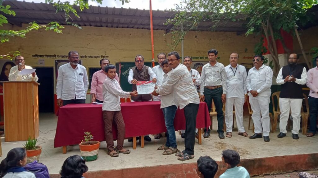 केंद्रस्तरीय विज्ञान प्रदर्शनात राजे संभाजी माध्यमिक विद्यालयाचा प्रथम क्रमांक