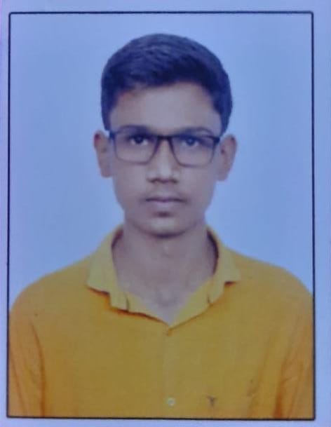 साईनाथ पवार याला एम एच टी सीईटी परीक्षेत ९९.९८ पर्सेंटाइल