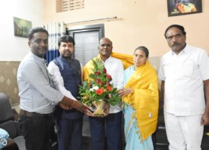 मोहिते सरांच्या निवडीने शेतकऱ्यांचा सन्मान - आ.संजय बनसोडे