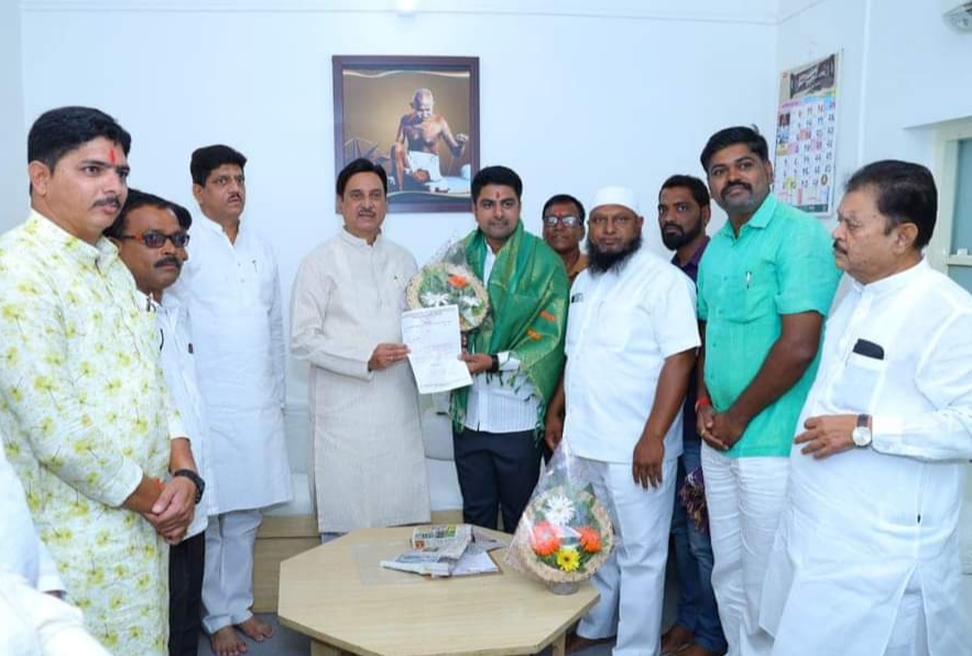 काँग्रेस स्वयंरोजगार व रोजगार सेल च्या जिल्हाध्यक्षपदी मुकेश राजमाने यांची निवड