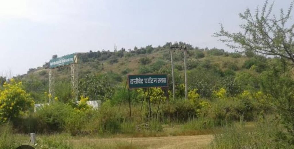 दत्त जयंतीनिमित्त हत्तीबेट गडनगरी सज्ज