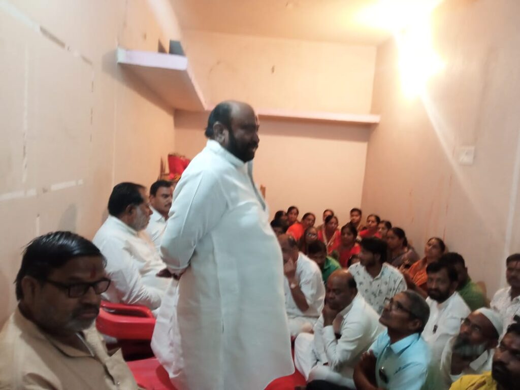 मुन्ना पाटलांनी मलकापूरचा कायापालट केला - राजेश्वर नीटुरे