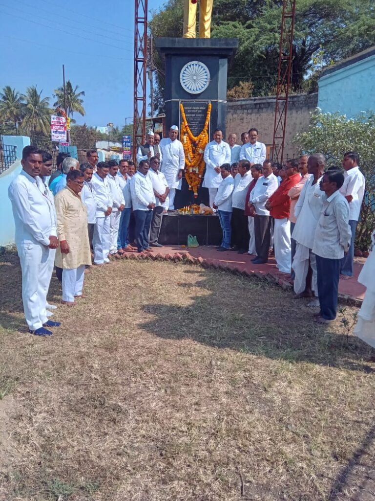 बहुजनांनी डॉ.आंबेडकर, भगवान बुद्ध यांचे पंचशील तत्वज्ञान आत्मसात करून समाज सुधारण्याचे काम करावे