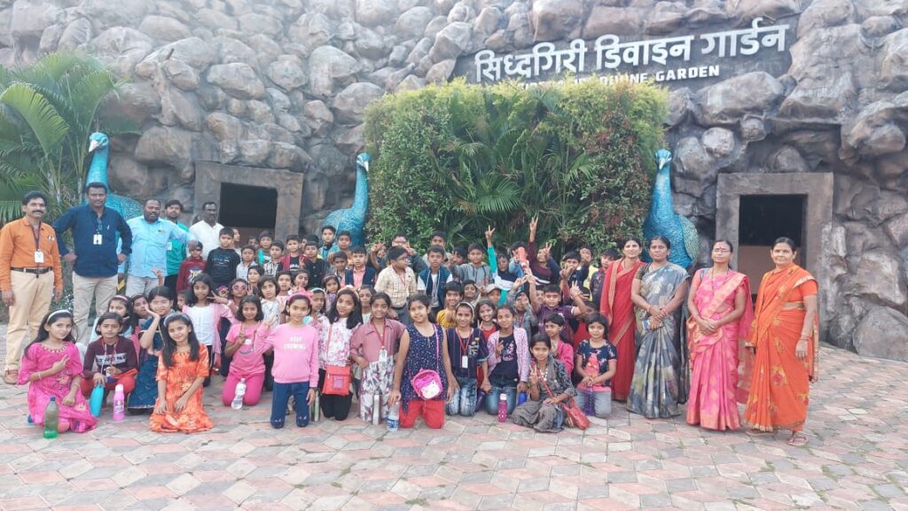 लालबहादुर शास्त्री प्राथमिक शाळेची शैक्षणिक सहल संपन्न