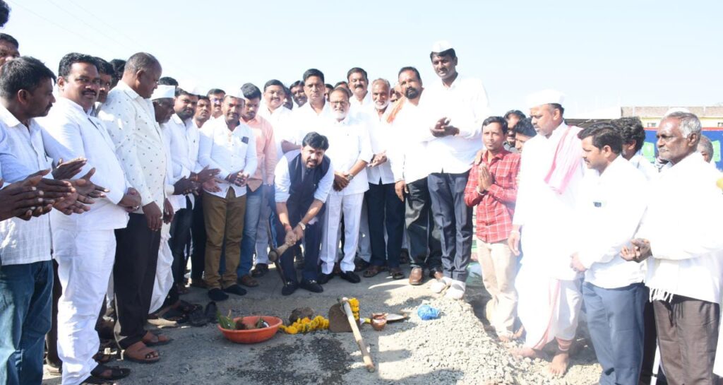 रस्त्याचे जाळे तयार झाल्यास दळणवळणाला, विकासाला गती येते - आ. बनसोडे