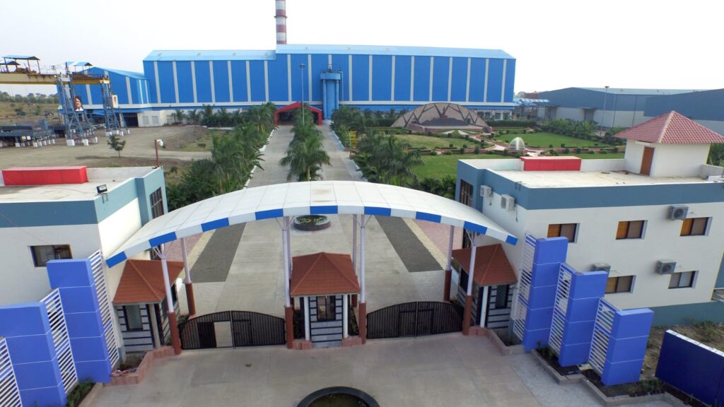 जागृति शुगर कारखान्याचे २ लाख १५ हजार मेट्रिक टन उसाचे विक्रमी गाळप