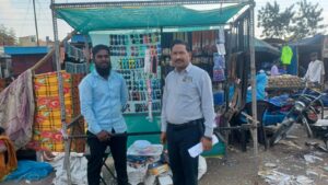 माळेगावातही महात्मा फुले महाविद्यालयाच्या विद्यार्थ्यांचा स्टॉल…!
