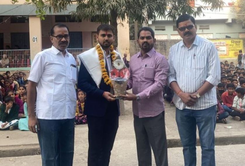 सी ए ऋषिकेश बाहेती यांचा यशवंत विद्यालयात सत्कार संपन्न