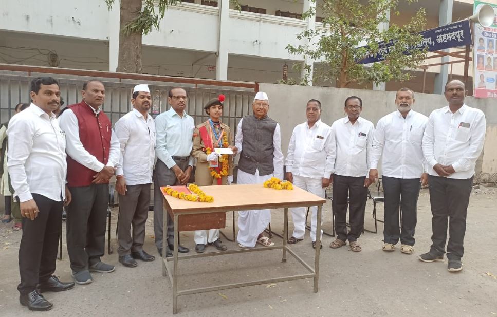 यशवंत विद्यालयात प्रजासत्ताक दिन उत्साहात साजरा