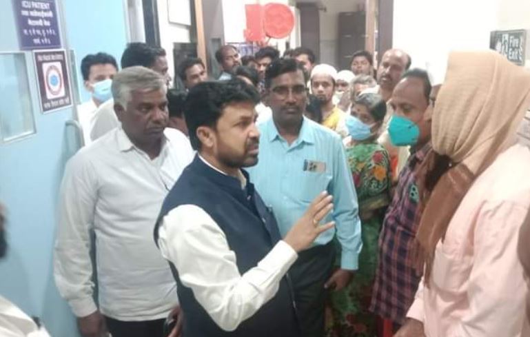 जनहितासाठी सदैव प्रेमाचा झरा !! संजूभाऊ यांच्या सारखाच लोकनेता खरा !!