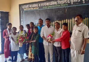 सरस्वती विद्यालय कुमठा येथे मराठी भाषा संवर्धन पंधरवड्याचा समारोप उत्साहात