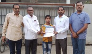 यशवंत विद्यालयाचे चित्रकला व वक्तृत्व स्पर्धेत भरीव यश
