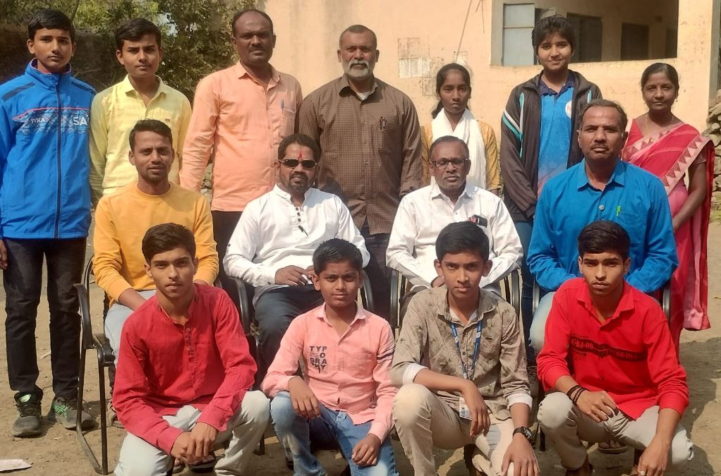 विभागीय शालेय तलवारबाजी स्पर्धेत यशवंत विद्यालयाचे उतूंग यश