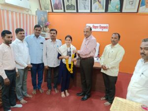 शिवाजी महाविद्यालय येथील कु.तेगमपुरे तनुजा ही विद्यापीठातून सर्वद्वितीय
