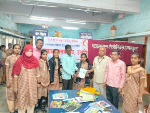 "ग्रंथालय शाळेच्या दारी" हा उत्कृष्ट उपक्रम - प्राचार्य चोबळे