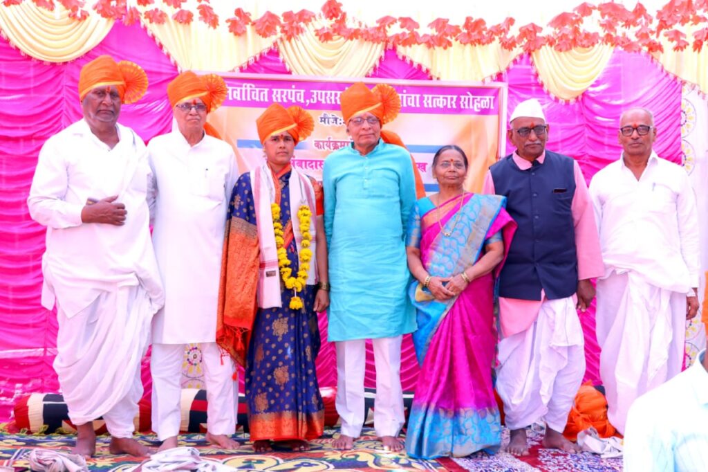 शेकापूर येथे नवनिर्वाचीत सरपंचांचा जाहीर सत्कार