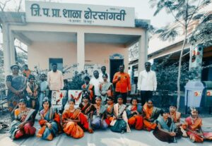 ढोरसांगवी शाळेत राजमाता जिजामाता व स्वामी विवेकानंद यांची जयंती साजरी