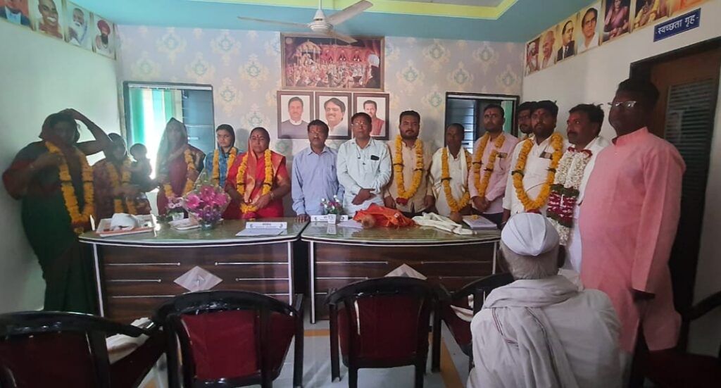 कासारगाव हणमंतवाडी च्या उपसरपंचपदी सौ. पुष्पा नंदकिशोर मोहिते यांची बिनविरोध निवड