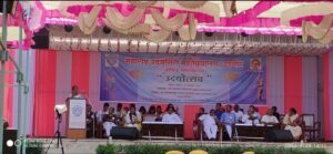 विद्यार्थी आणि कवी समाजभावनांचे टिपकागद - संजीवनी तडेगावकर