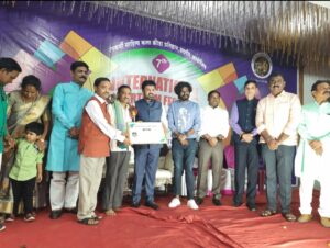 ज्ञानेश्वर जवळे राज्यस्तरीय आदर्श शिक्षक पुरस्काराने सन्मानित