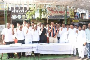 महाविकास आघाडीच्या प्रचारासाठी आ. बनसोडे यांनी जिल्ह्यातील बहुतांश केंद्राला भेटी दिल्या