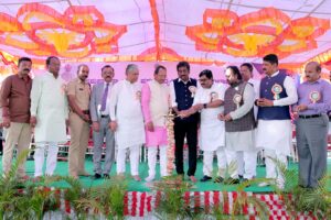 बिदर येथे पशू वैद्यकीय संजिवनी रुग्णावाहीनी‌ वाटप कॅबिनेट मंत्री ना. ‌प्रभू‌ चव्हाण