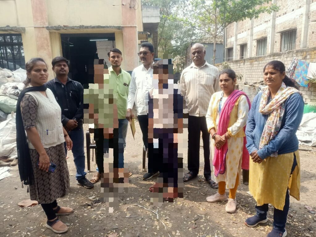 बालकामगारांना जोखीमच्या ठिकाणी कामावर लावणाऱ्या विरुद्ध गुन्हा दाखल, 02 बालकामगारांची सुटका
